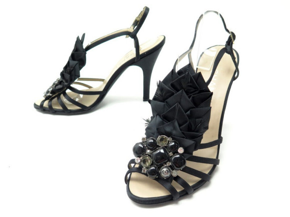 chaussures chanel sandales bijou gripoix 40 en satin