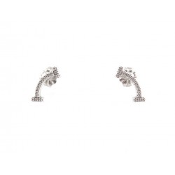 NEUF BOUCLES D'OREILLES TIFFANY & CO T SMILE EN OR BLANC 18K ET DIAMANTS 2200€