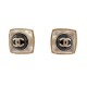 NEUF BOUCLES D'OREILLES CHANEL CARRE LOGO CC & STRASS METAL DORE EARRINGS 560€