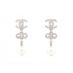 NEUF BOUCLES D'OREILLES CHANEL LOGO CC NOEUD STRASS PERLES ARGENTE EARRINGS 750€