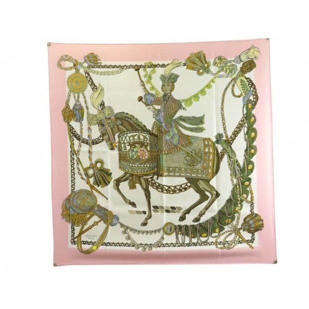 NEUF FOULARD HERMES LE TIMBALIER FRANCOISE HERON CARRE 90 SOIE ROSE SCARF 410€