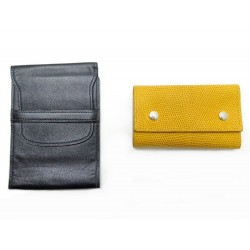 PORTE CLE HERMES MULTICLES EN CUIR DE LEZARD JAUNE + PORTE CHEQUIER BLEU VINTAGE