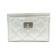 NEUF PORTE CARTES CHANEL FERMOIR MADEMOISELLE CUIR ARGENTE CARDS HOLDER 460€