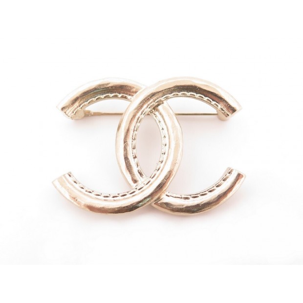 NEUF BROCHE CHANEL LOGO CC COLLECTION 2022 EN METAL DORE GOLDEN BROOCH NEW 550€