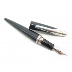 STYLO PLUME ALFRED DUNHILL AD 2000 EN RESINE NOIR + BOITE BLACK FOUNTAIN PEN