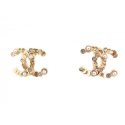 NEUF BOUCLES D'OREILLES CHANEL LOGO CC & PERLES METAL DORE GOLDEN EARRINGS 610€