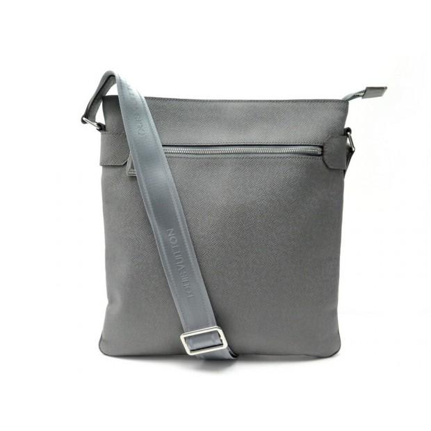 NEUF SACOCHE LOUIS VUITTON SACHA BANDOULIERE CUIR TAIGA GRIS MESSENGER BAG 1490€