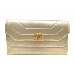 POCHETTE CHANEL RABAT FERMOIR TIMELESS LOGO CC EN CUIR DORE 23CM POUCH CLUCH