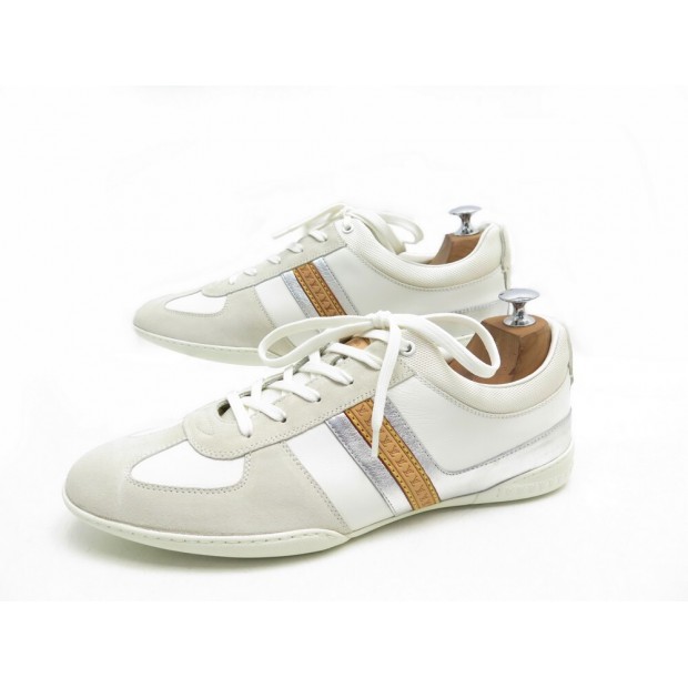 NEUF CHAUSSURES LOUIS VUITTON BASKETS 7.5 41.5 DAIM ET CUIR BLANC SNEAKERS 750€