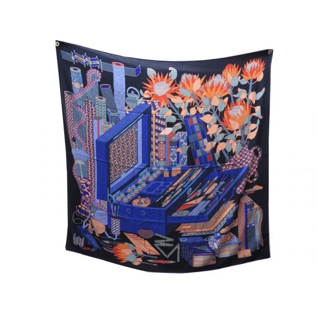 CHALE HERMES LES TRESORS D'UN ARTISTE EN CACHEMIRE ET SOIE BLEU SILK SHAWL 1110€