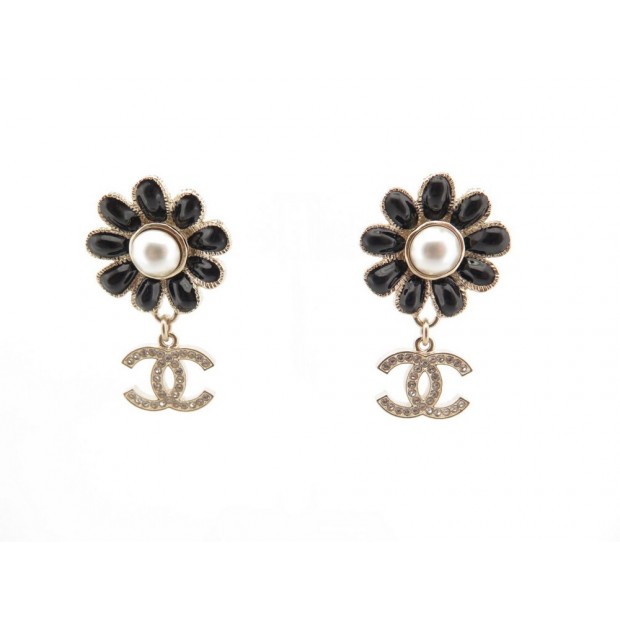 NEUF BOUCLES D'OREILLES CHANEL FLEUR ET LOGO CC METAL DORE GOLDEN EARRINGS 645€