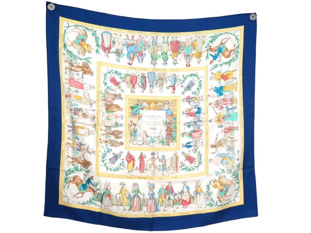 -foulard-hermes-costumes-