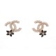 NEUF BOUCLES D'OREILLES CHANEL LOGOS CC METAL DORE & PERLES NEW EARRINGS 620€