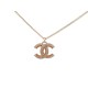 NEUF COLLIER CHANEL PENDENTIF LOGO CC & STRASS MULTICOLORE DORE NECKLACE 1630€