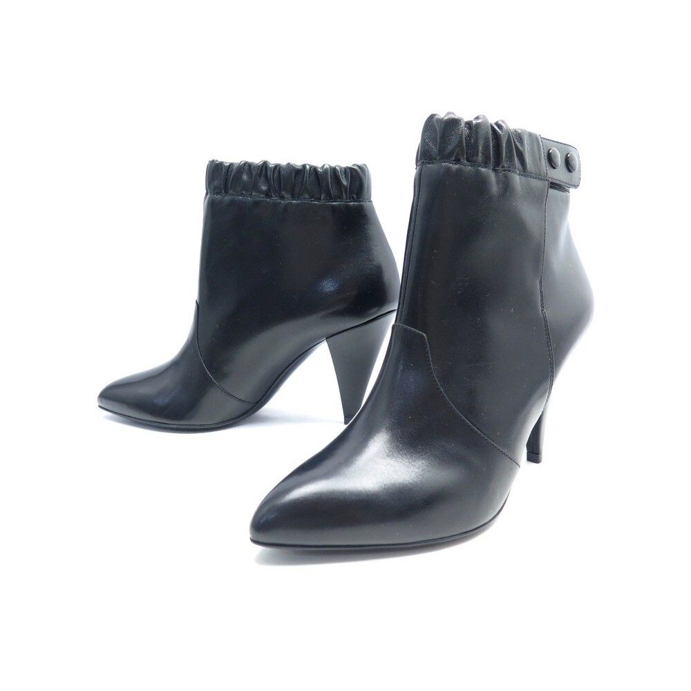 chaussures celine bottines triangle a talons 37