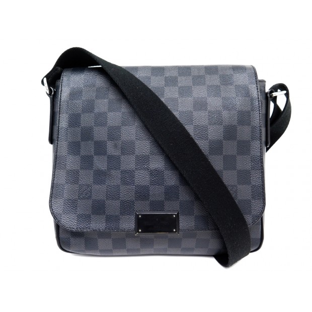 Louis Vuitton District PM Messenger Bag Damier Graphite Black in