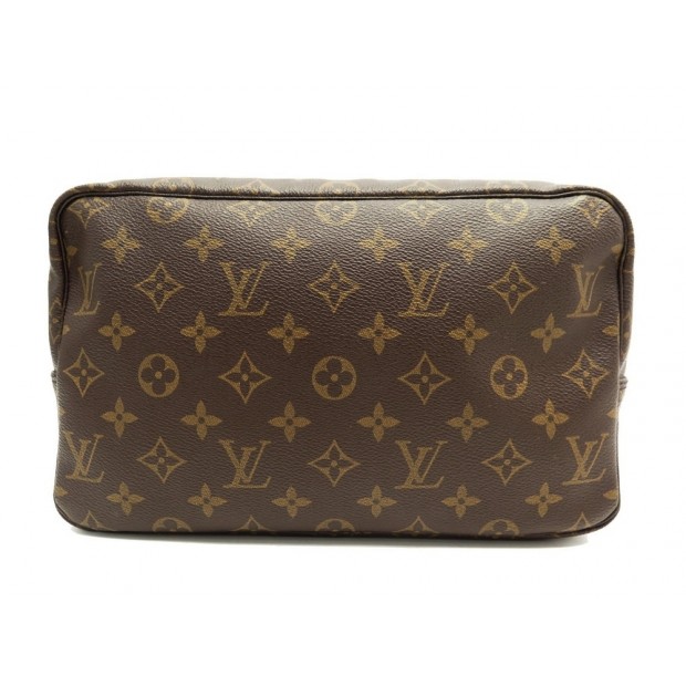 VINTAGE POCHETTE LOUIS VUITTON TROUSSE DE TOILETTE 28 GM EN TOILE MONOGRAM 690€