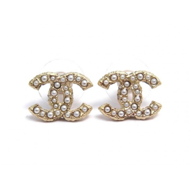 NEUF BOUCLES D'OREILLES CHANEL LOGO CC ET PERLES A64766 NEW GOLDEN EARRINGS 380€