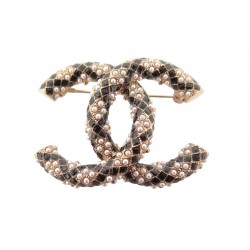 NEUF BROCHE CHANEL LOGO CC MATELASSE LAQUE NOIRE & PERLES DORE BROOCH NEW 620€