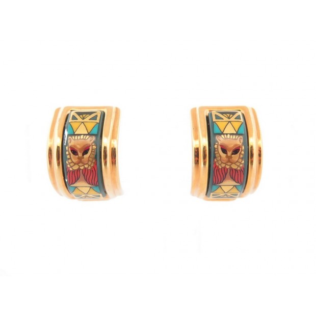 NEUF BOUCLES D'OREILLES HERMES EN EMAIL IMPRIME LION PLAQUE OR NEW EARRINGS 500€