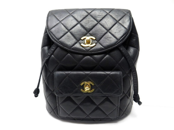 sac a dos chanel rabat fermoir timeless logo