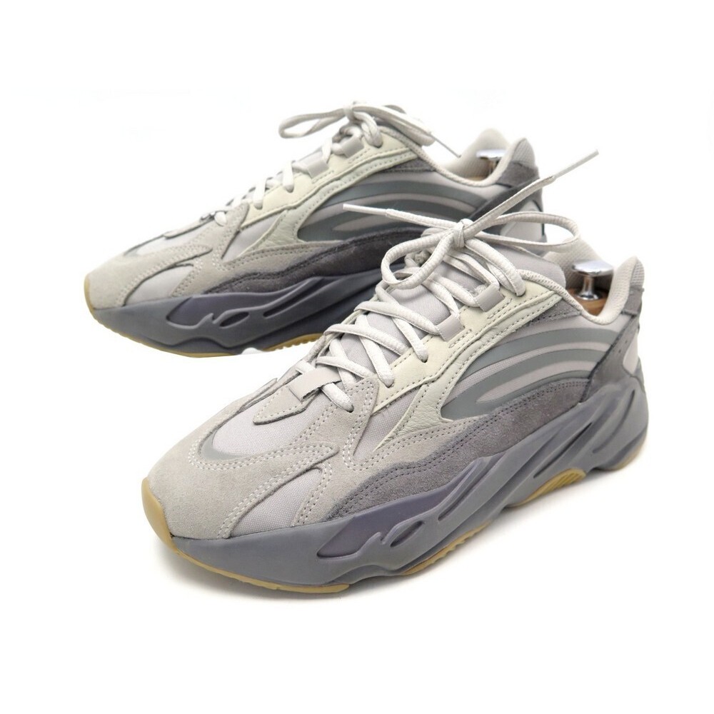 chaussures adidas yeezy 700 v2 tephra 10 44 baskets
