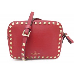 SAC A MAIN VALENTINO ROCKSTUD ROLLING BANDOULIERE CUIR ROUGE BANDOULIERE 1590€