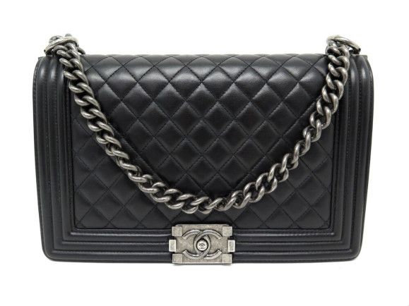 sac a main chanel grand boy cuir matelasse noir