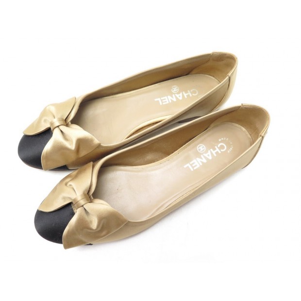 CHAUSSURES CHANEL BALLERINES NOEUD 40 EN SATIN DORE GOLDEN FLAT SHOES 890€