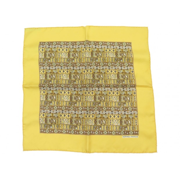 FOULARD HERMES GAVROCHE POCHETTE CARRE 45CM SOIE JAUNE SILK SCARF + BOITE 210€