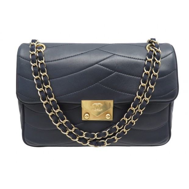 NEUF SAC A MAIN CHANEL PAGODA FLAP MEDIUM CUIR SCALLOP BANDOULIERE HANDBAG 7500€