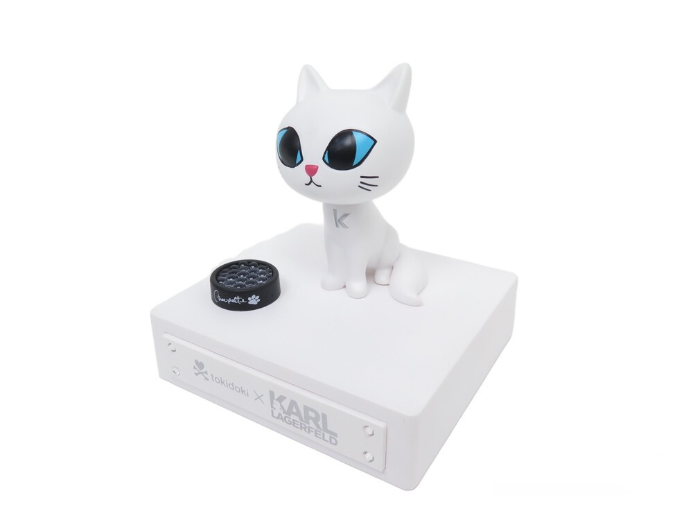 Karl Lagerfeld’s Cat, Choupette, Is an Official Muse for A-Listers · The Wildest