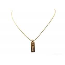 VINTAGE COLLIER PENDENTIF DIOR PLAQUE CD 39 A 43 CM EN METAL DORE NECKLACE 450€