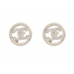 NEUF BOUCLES D'OREILLES CHANEL LOGO CC ET STRASS METAL DORE GOLD EARRINGS 650€