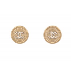 NEUF BOUCLES D'OREILLES CHANEL LOGO CC ET STRASS METAL DORE GOLD EARRINGS 650€