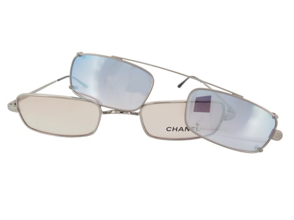 lunettes de soleil chanel 2038 small clip on en metal