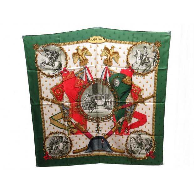 NEUF FOULARD HERMES NAPOLEON CARRE 