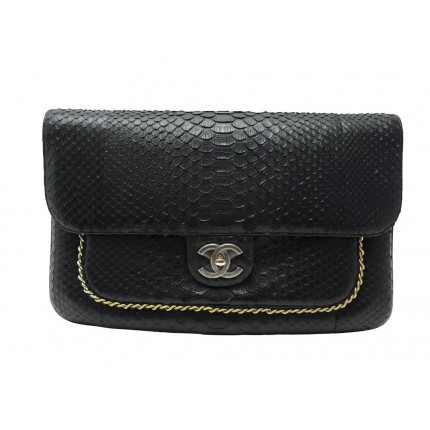 NEUF SAC POCHETTE CHANEL MAXI UNCHAINED EN CUIR DE PYTHON NEW POUCH CLUTH 4700€