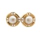 VINTAGE BOUCLES D OREILLES CHANEL PERLES METAL DORE EARRINGS 340€