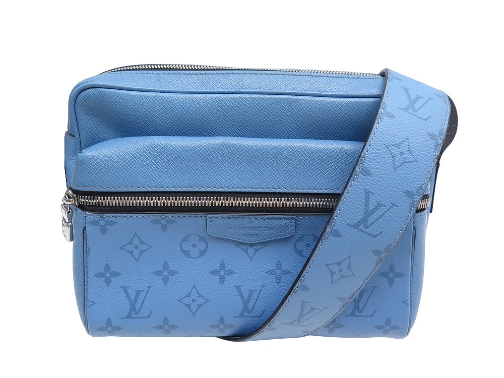 Louis Vuitton Outdoor Messenger Cobalt autres Toiles Monogram