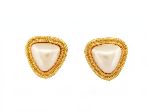   boucles d'oreilles chanel de castellane