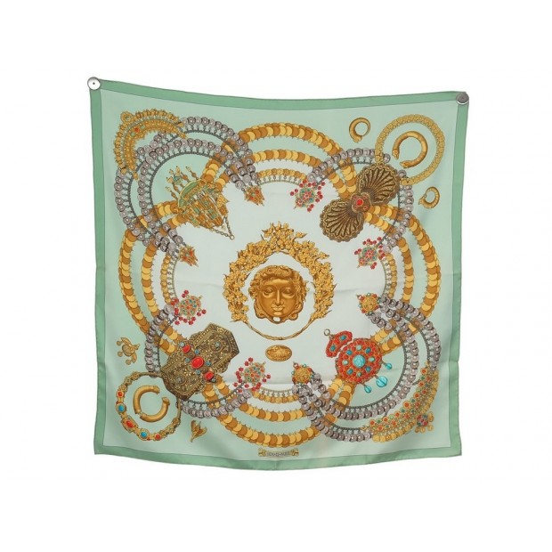 VINTAGE FOULARD HERMES KOSMINA SOIE VERT CARRE 90 GREEN SILK SCARF 460€