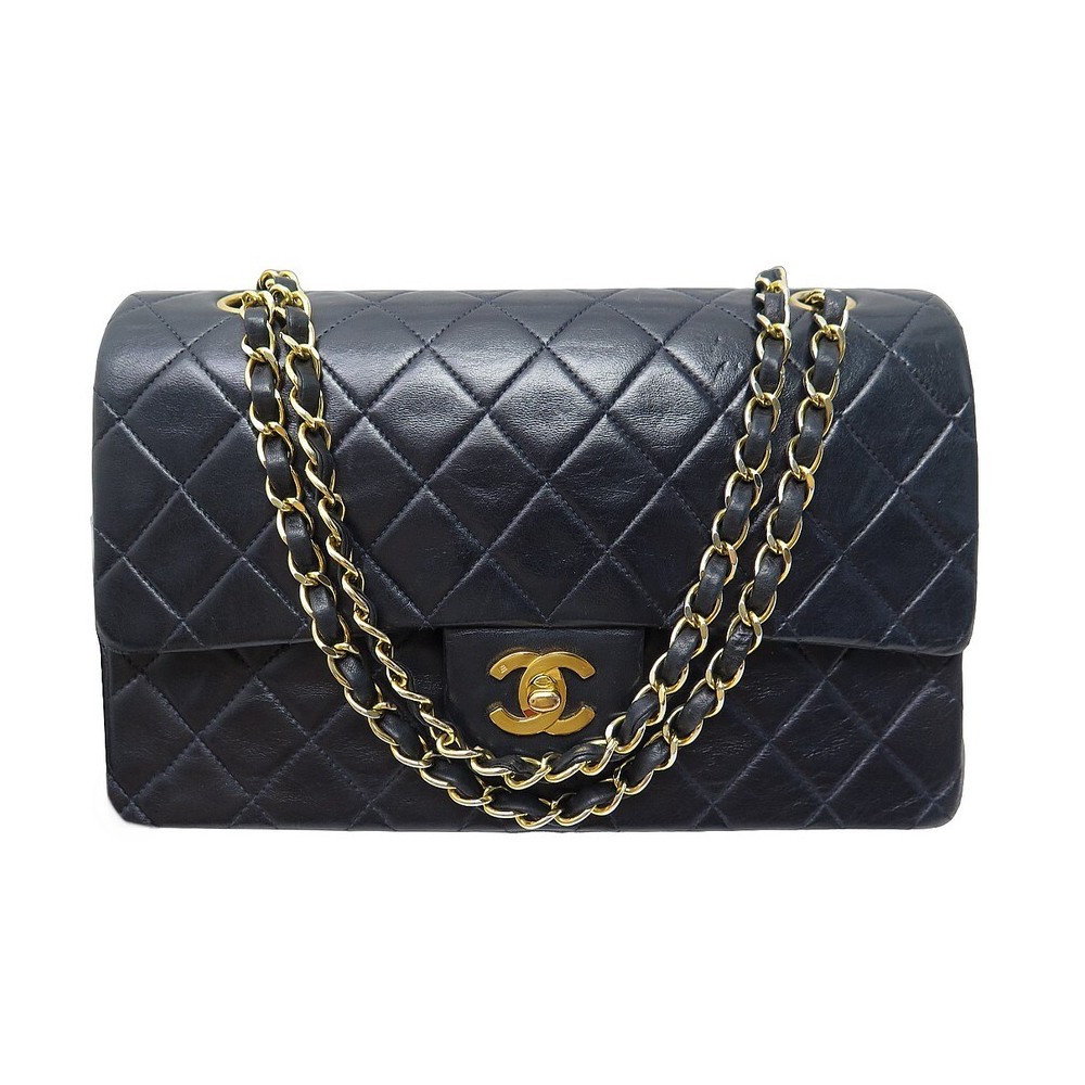 Shop CHANEL MATELASSE Classic Card Holder by Noel'sStyle
