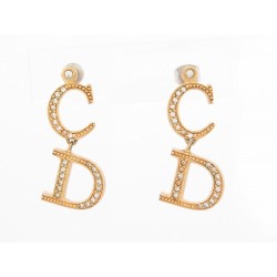 BOUCLES D'OREILLES DIOR LOGO CD STRASS EN METAL DORE GOLD STEEL EARRINGS 420€