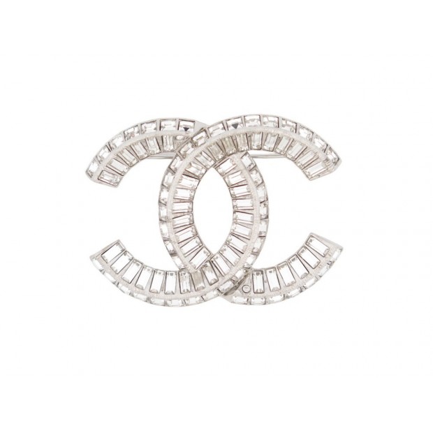 NEUF BROCHE CHANEL LOGO CC STRASS METAL ARGENTE SILVERED STEEL BROOCH 750€