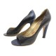 CHAUSSURES CHANEL 41 ESCARPINS CUIR NOIR ET BLEU BLACK BLUE LEATHER SHOES 650€