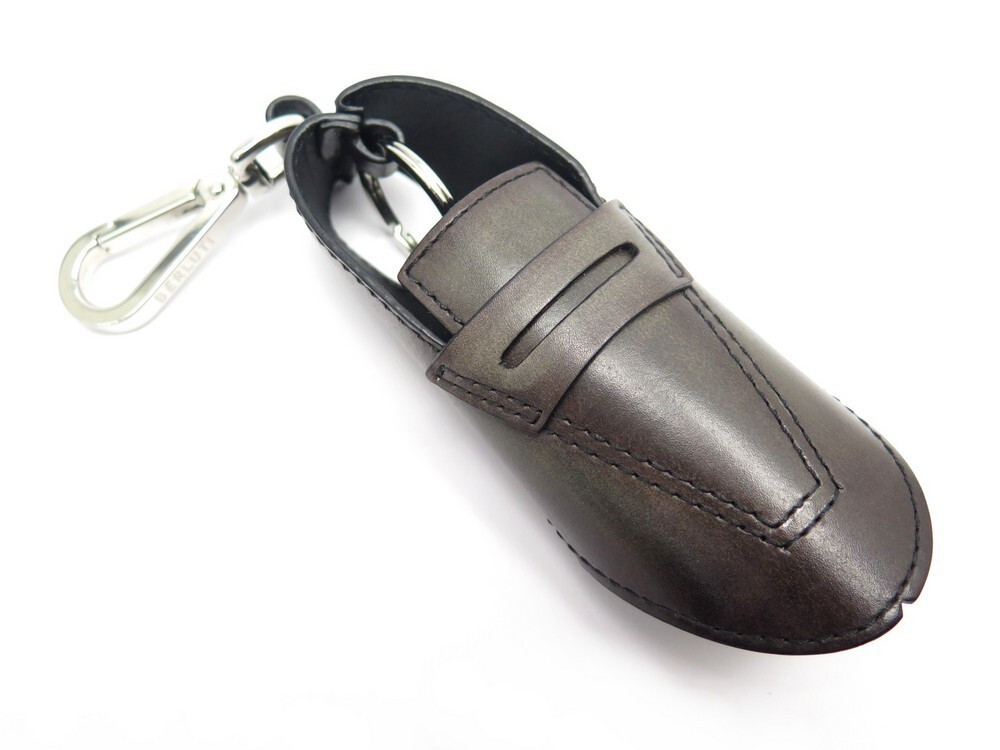  porte cles berluti chaussure mocassin andy cuir