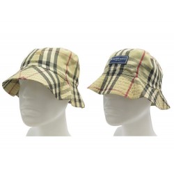 CHAPEAU BOB BURBERRY TARTAN REVERSIBLE T57 EN COTON BEIGE BUCKET HAT 390€