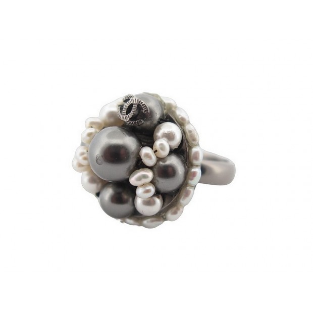 BAGUE CHANEL PERLES ET LOGO CC 53 EN LAITON ARGENTE BRASS PEARLS RING 610€