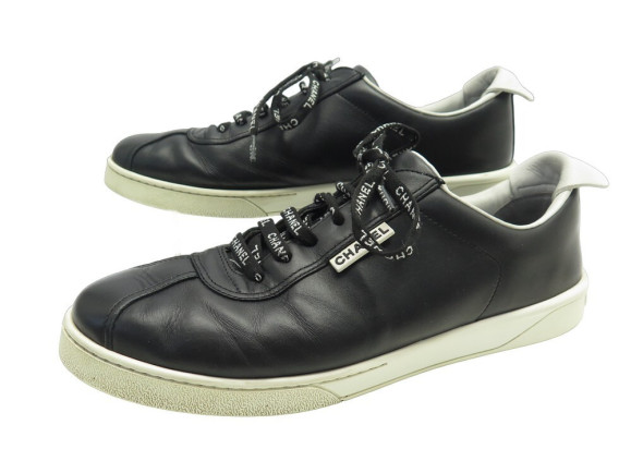 chaussures chanel baskets g34145 44 en cuir noir black